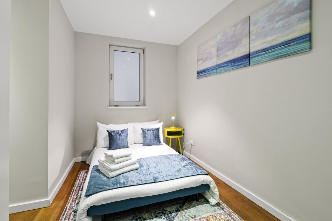 לונדון Spacious 1 Bedroom Flat מראה חיצוני תמונה